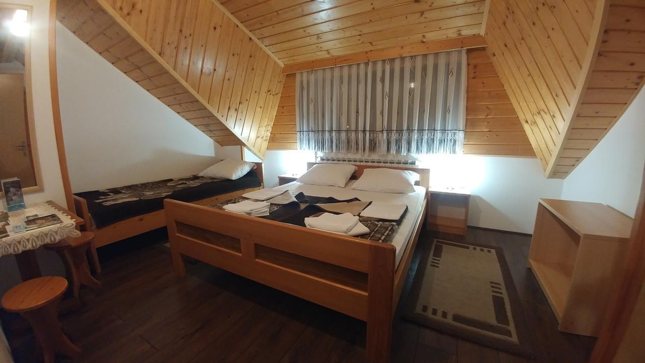 Hotel House Pavlic à Grabovac  Extérieur photo